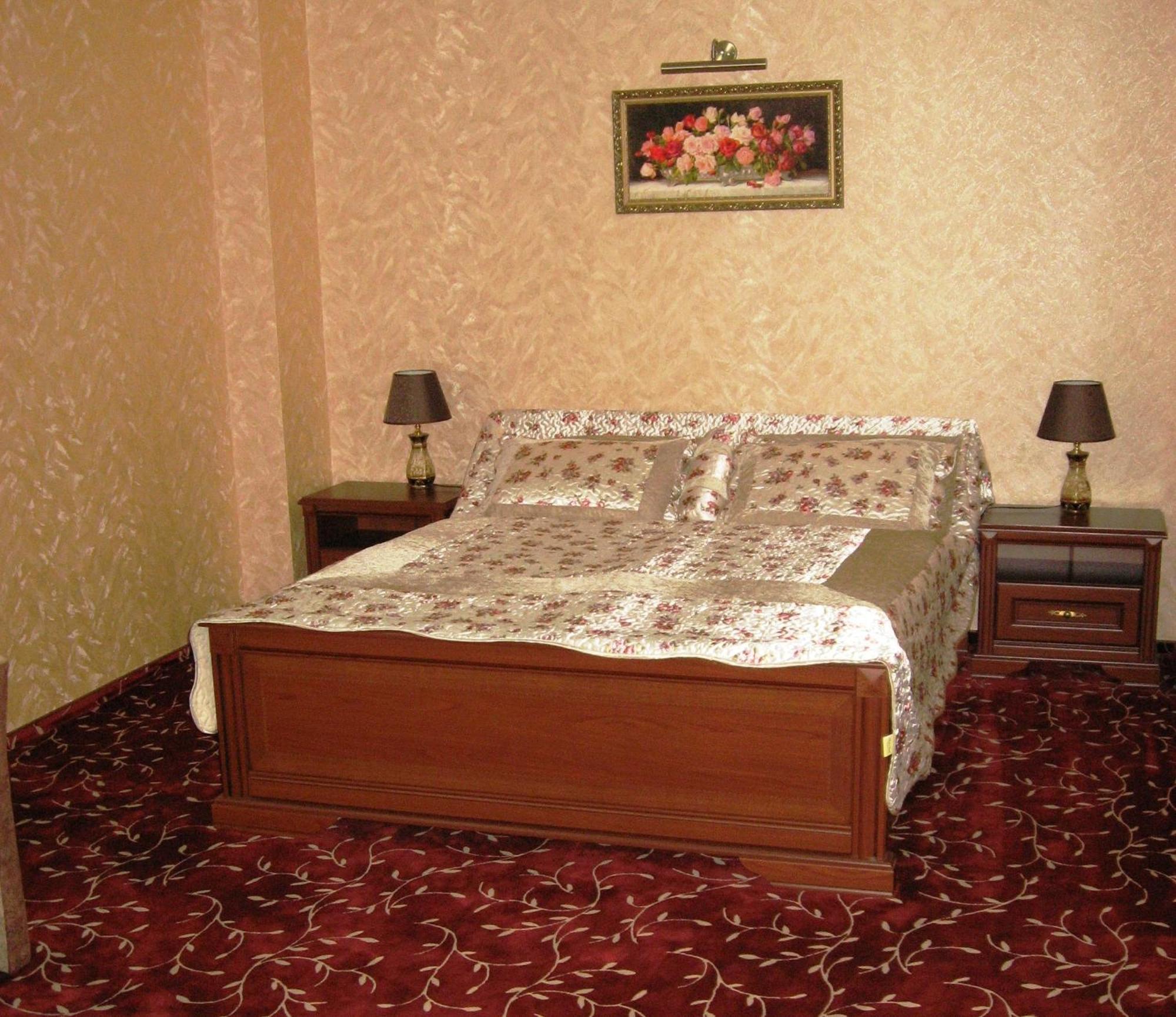 Shato Paradis Hotel Irpin Bagian luar foto
